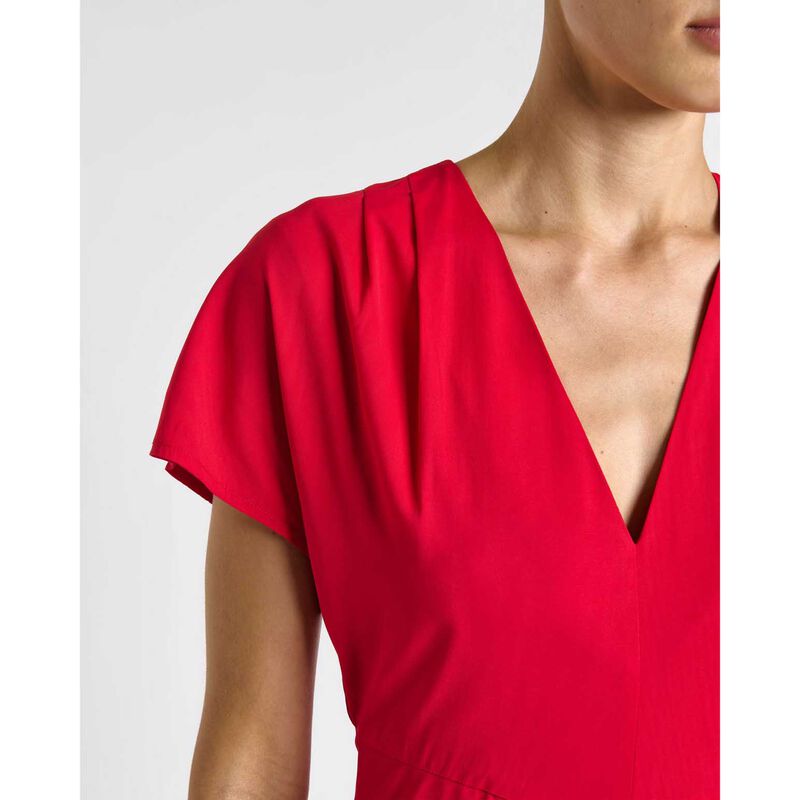 Cue Raspberry Stretch Viscose Gathered Front Midi Dress image number 2